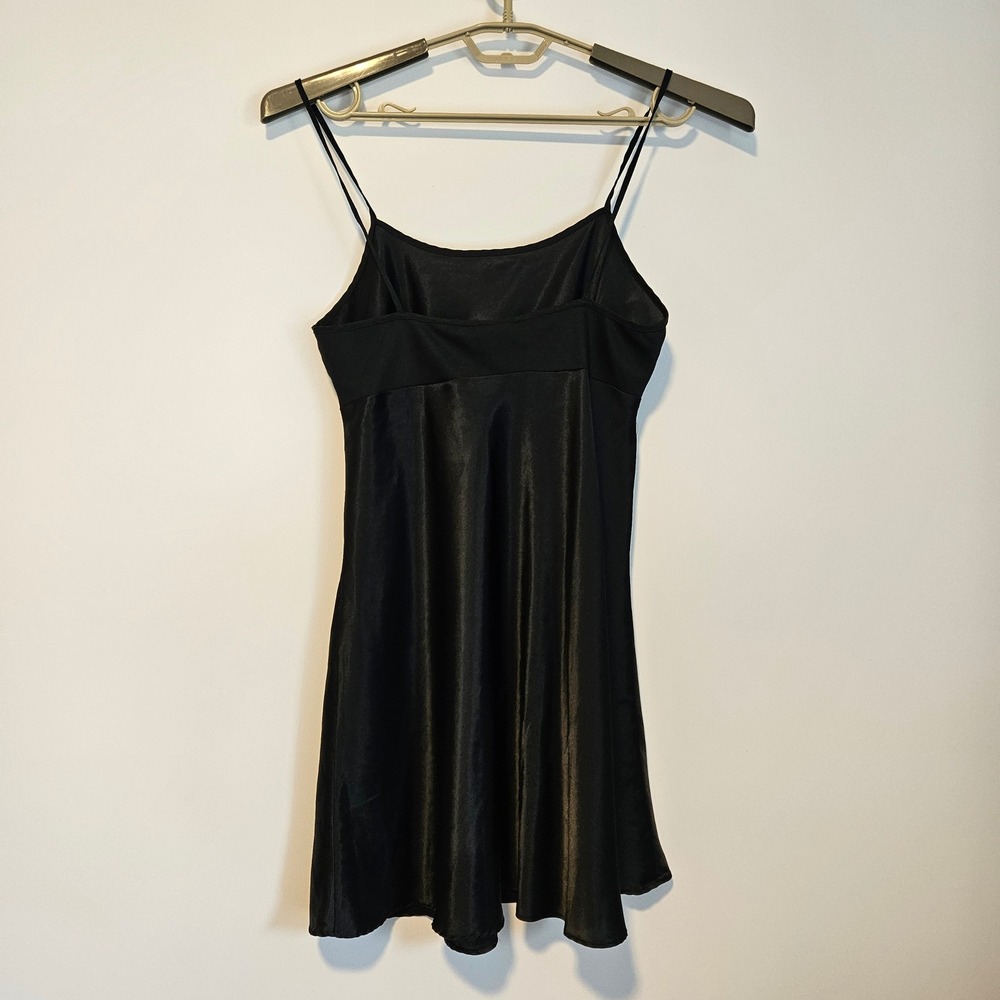 Y2K Black Satin Slip Mini Dress Medium Red Floral Embroidery Empire Waist Hoco - Picture 2 of 11